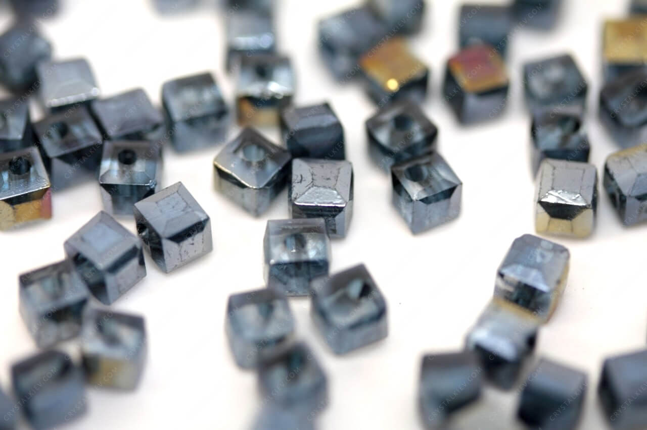 Намистина Куб Hematite AB