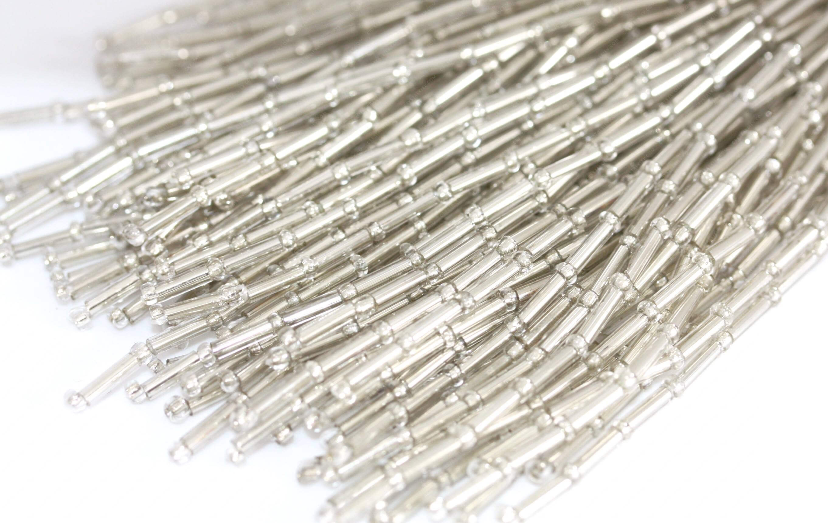 Пучки стекляруса Silver 6mm прямий