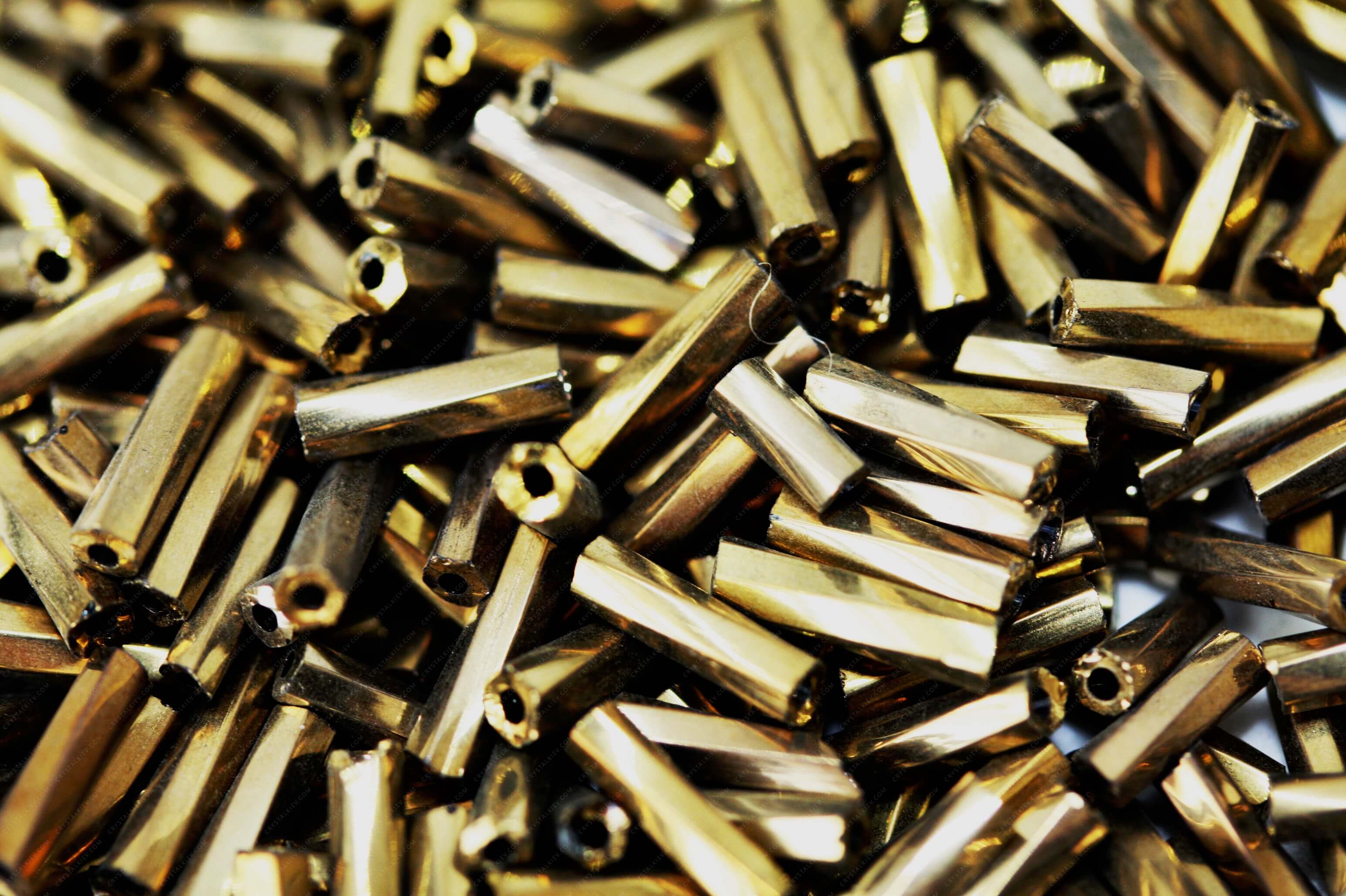 Стеклярус Mocca кручений 6mm