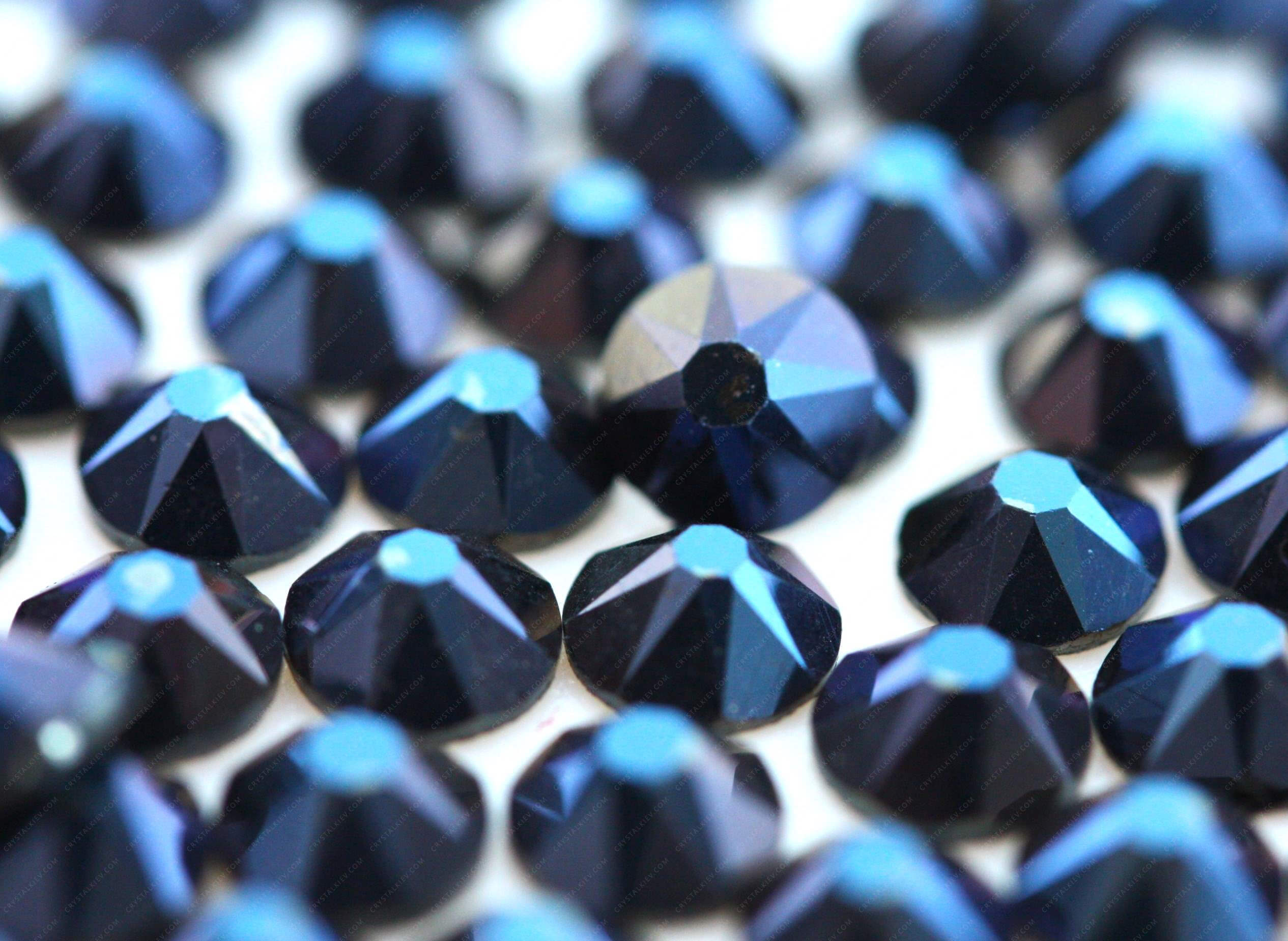 Crystalline Hematite Blue* Xirius Rose 2088