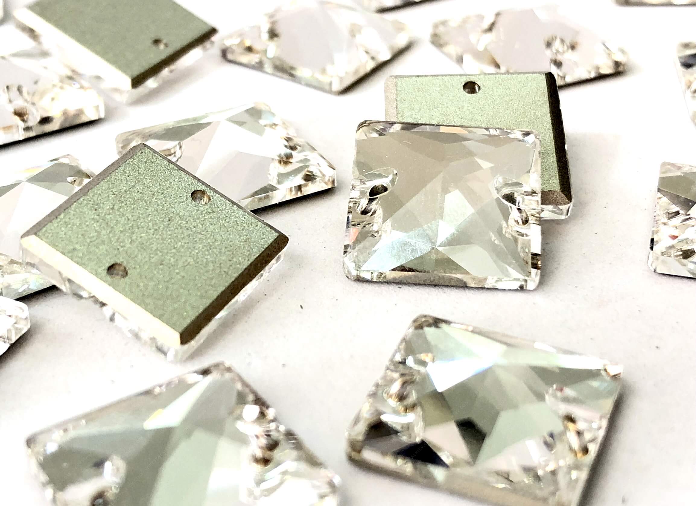 Квадрат Crystal De'Lux