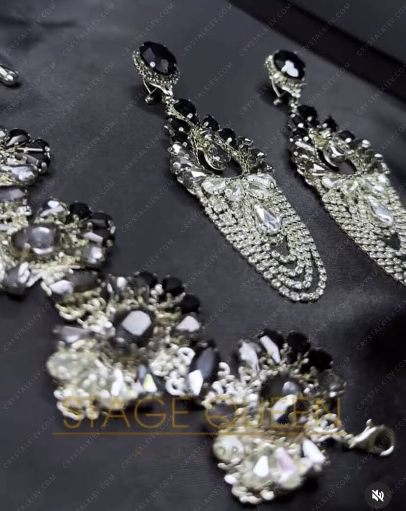 Прикраси для змагань зі стразами для фітмодел SWAN